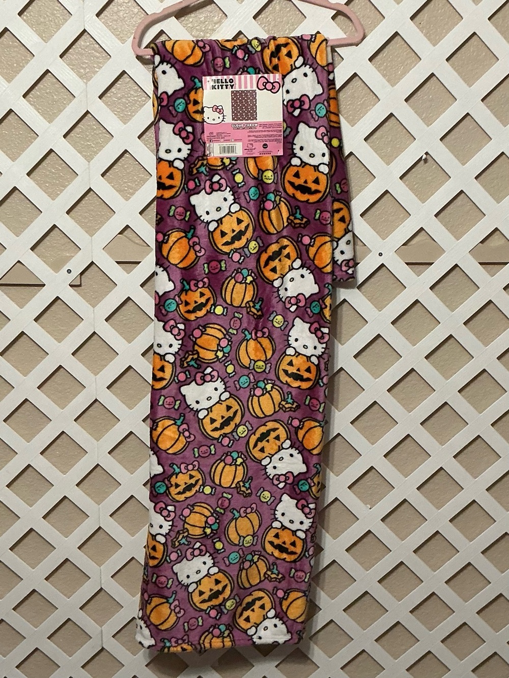 Hello Kitty Purple Halloween Oversize Throw